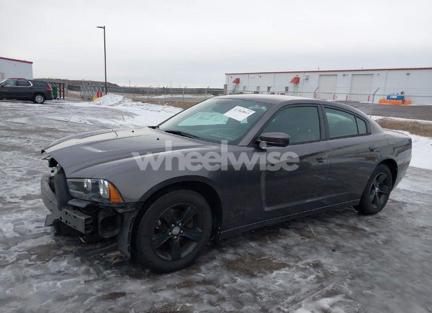 Photo 2 of 2014 Dodge Charger SE (VIN 2C3CDXBG1EH295332)