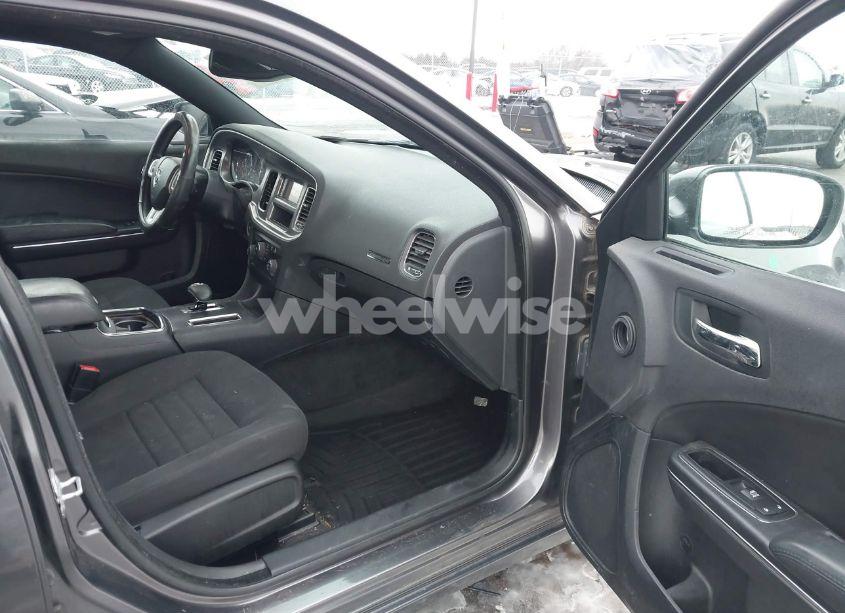 Photo 5 of 2014 Dodge Charger SE (VIN 2C3CDXBG1EH295332)