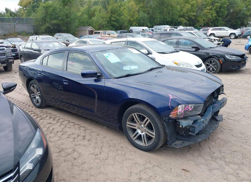2014 Dodge Charger SE (VIN 2C3CDXBG1EH319211) main photo