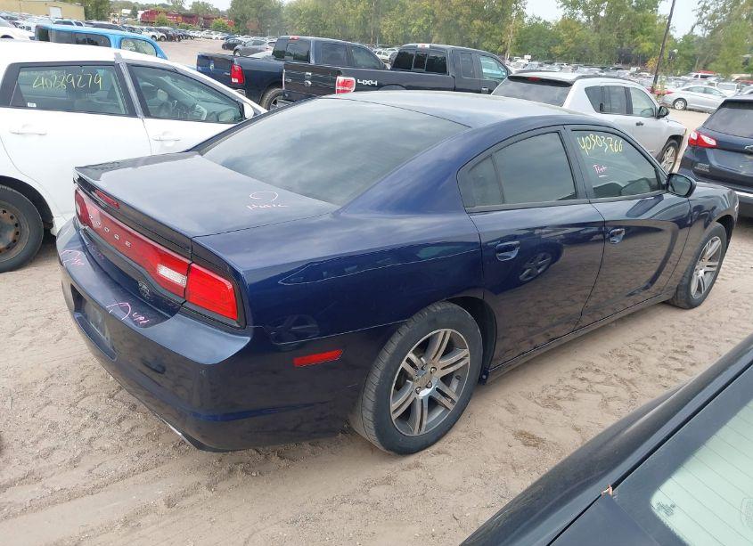 Photo 4 of 2014 Dodge Charger SE (VIN 2C3CDXBG1EH319211)
