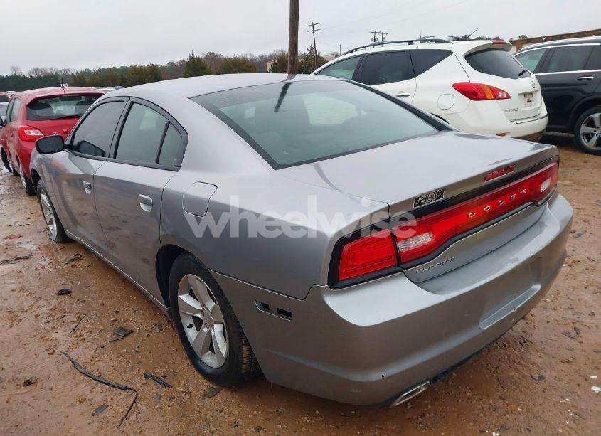 Photo 3 of 2014 Dodge Charger SE (VIN 2C3CDXBG1EH325512)