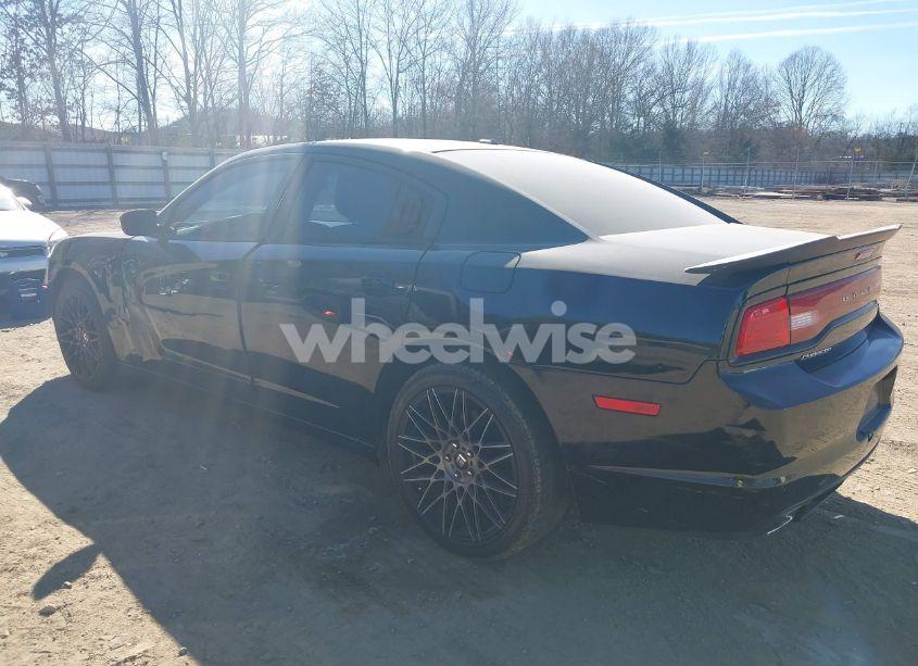 Photo 3 of 2014 Dodge Charger SE (VIN 2C3CDXBG1EH334632)