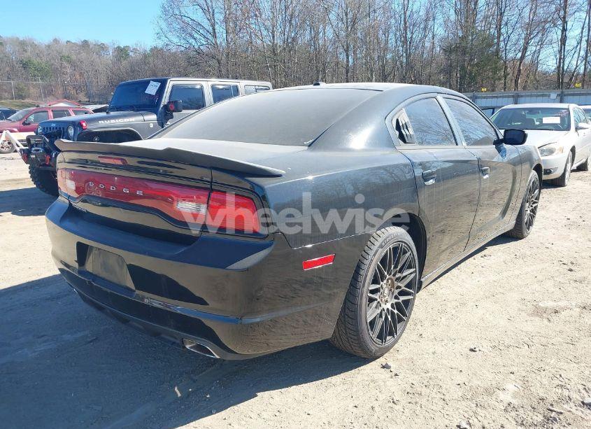 Photo 4 of 2014 Dodge Charger SE (VIN 2C3CDXBG1EH334632)
