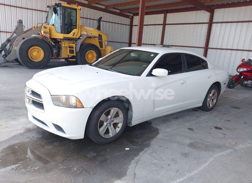Photo 2 of 2014 Dodge Charger SE (VIN 2C3CDXBG1EH366559)
