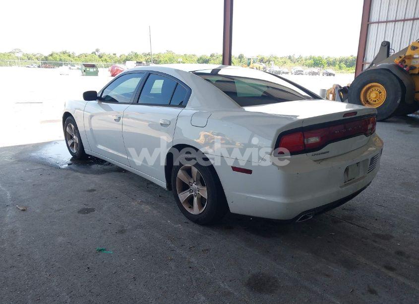 Photo 3 of 2014 Dodge Charger SE (VIN 2C3CDXBG1EH366559)