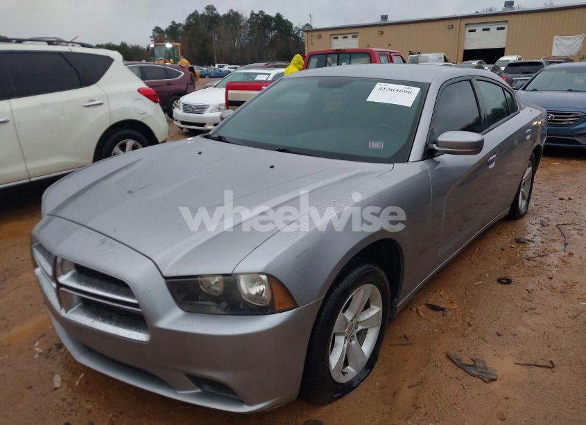 Photo 2 of 2014 Dodge Charger SE (VIN 2C3CDXBG1EH375021)