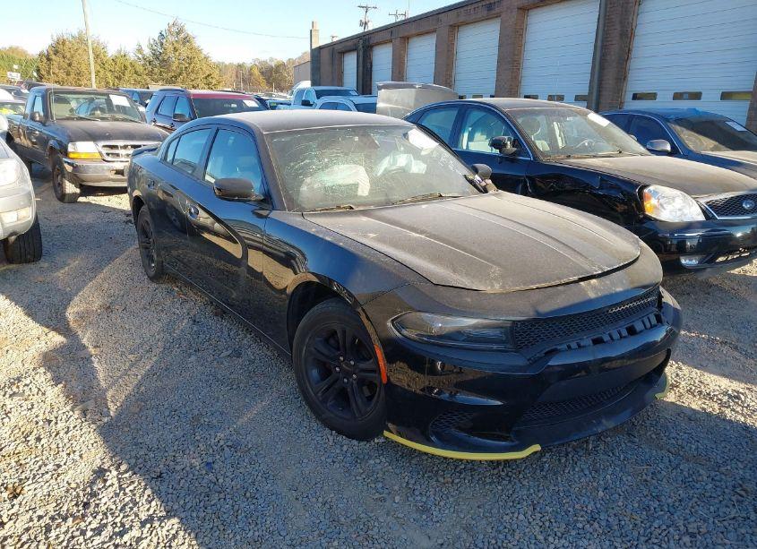 2015 Dodge Charger SE (VIN 2C3CDXBG1FH790518) main photo