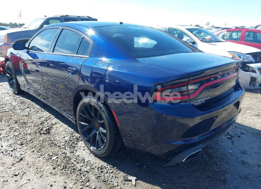 Photo 3 of 2015 Dodge Charger SE (VIN 2C3CDXBG1FH865993)