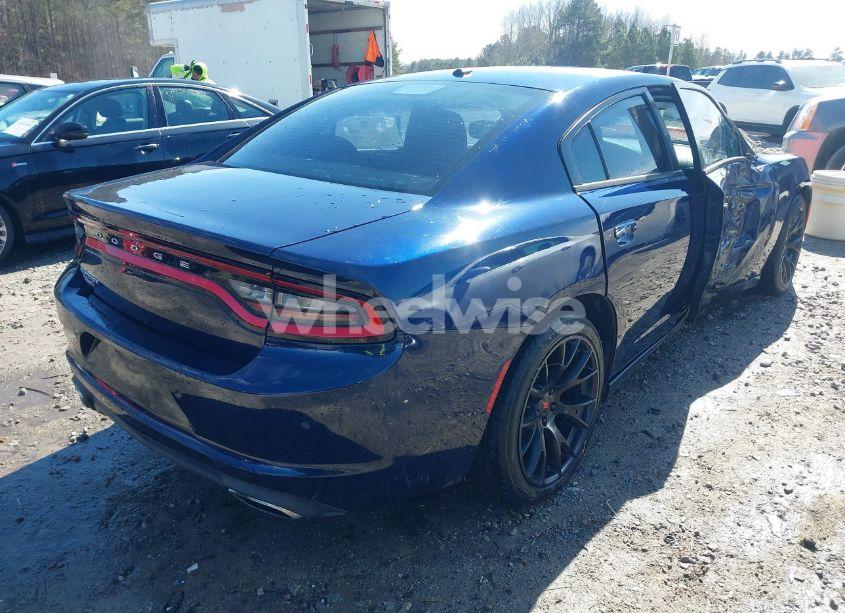 Photo 4 of 2015 Dodge Charger SE (VIN 2C3CDXBG1FH865993)