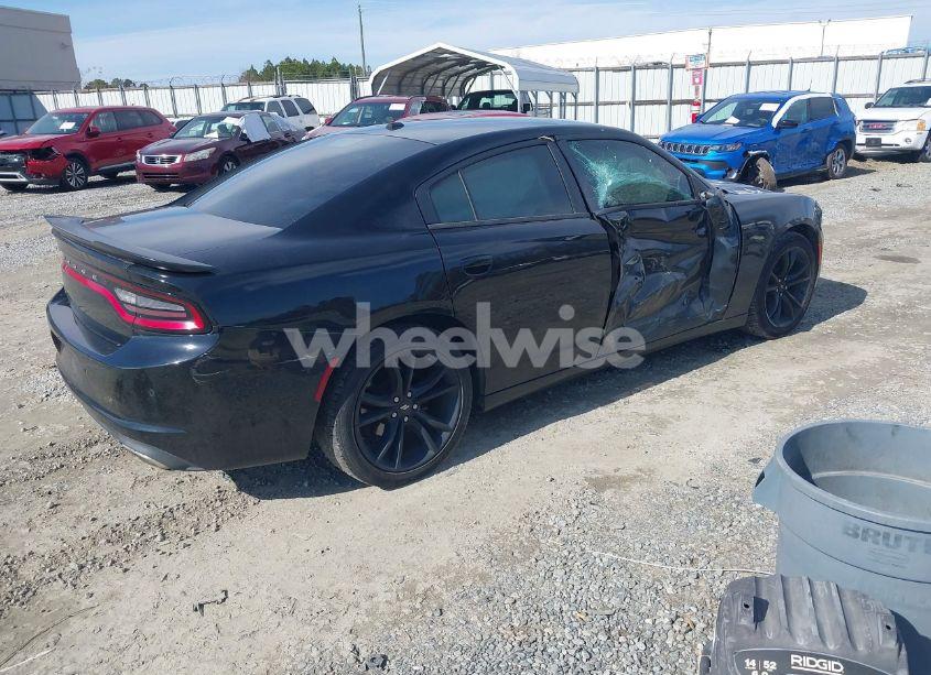 Photo 4 of 2017 Dodge Charger SE RWD (VIN 2C3CDXBG1HH660466)
