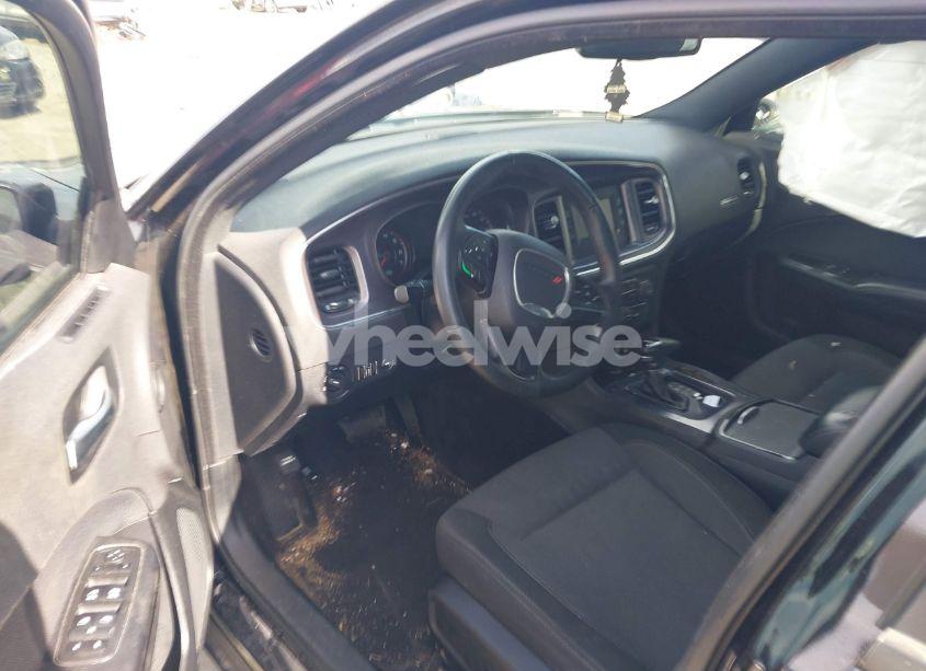 Photo 5 of 2017 Dodge Charger SE RWD (VIN 2C3CDXBG1HH660466)