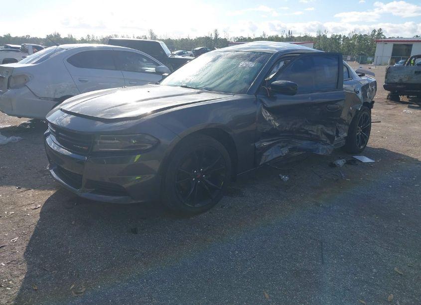 Photo 2 of 2018 Dodge Charger SXT RWD (VIN 2C3CDXBG1JH147840)