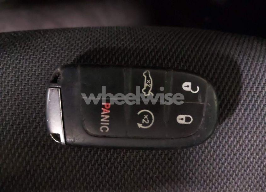 Photo 11 of 2018 Dodge Charger SXT RWD (VIN 2C3CDXBG1JH180255)