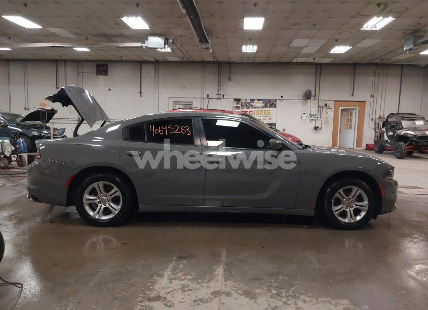 Photo 14 of 2018 Dodge Charger SXT RWD (VIN 2C3CDXBG1JH180255)