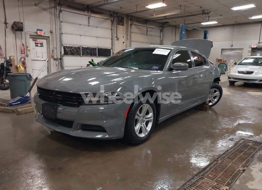 Photo 2 of 2018 Dodge Charger SXT RWD (VIN 2C3CDXBG1JH180255)