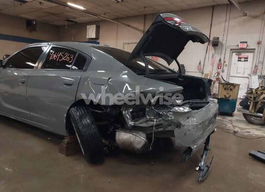 Photo 6 of 2018 Dodge Charger SXT RWD (VIN 2C3CDXBG1JH180255)