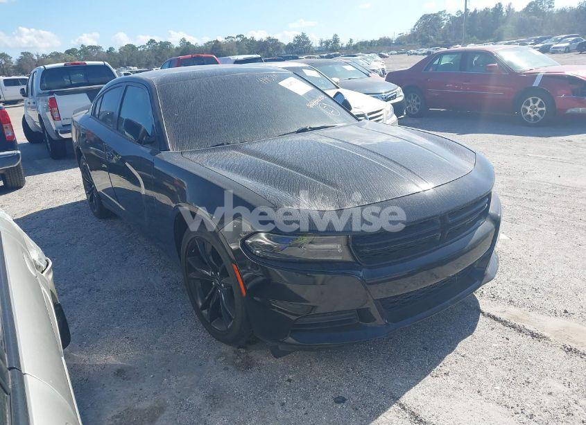 2018 Dodge Charger SXT RWD (VIN 2C3CDXBG1JH206482) main photo