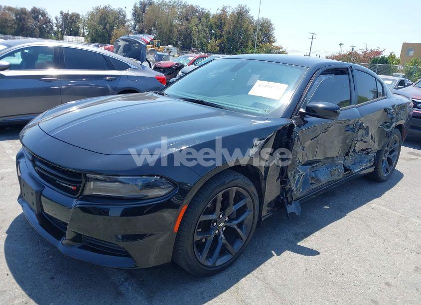 Photo 2 of 2019 Dodge Charger SXT RWD (VIN 2C3CDXBG1KH522837)
