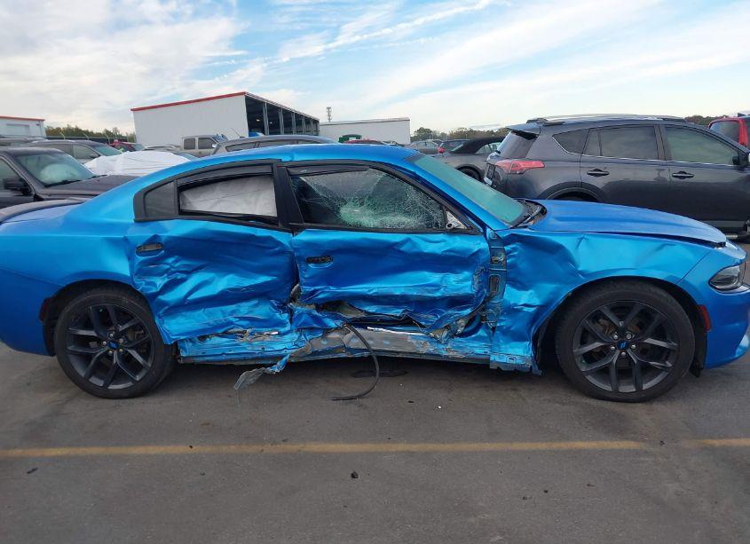 Photo 13 of 2019 Dodge Charger SXT RWD (VIN 2C3CDXBG1KH553361)
