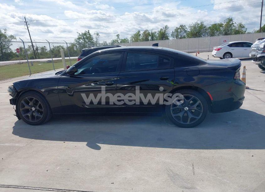 Photo 14 of 2019 Dodge Charger SXT RWD (VIN 2C3CDXBG1KH563386)