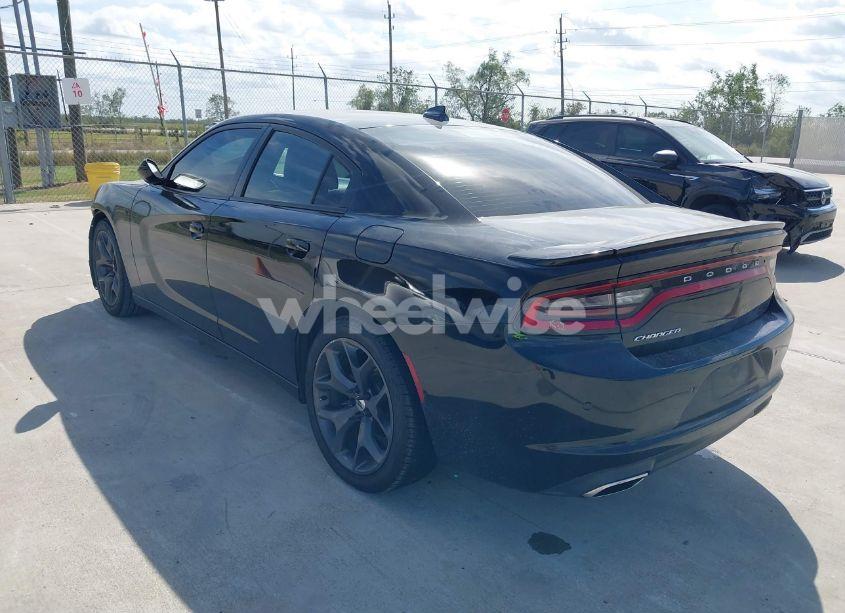 Photo 3 of 2019 Dodge Charger SXT RWD (VIN 2C3CDXBG1KH563386)