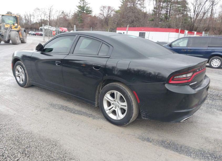 Photo 3 of 2019 Dodge Charger SXT RWD (VIN 2C3CDXBG1KH638524)