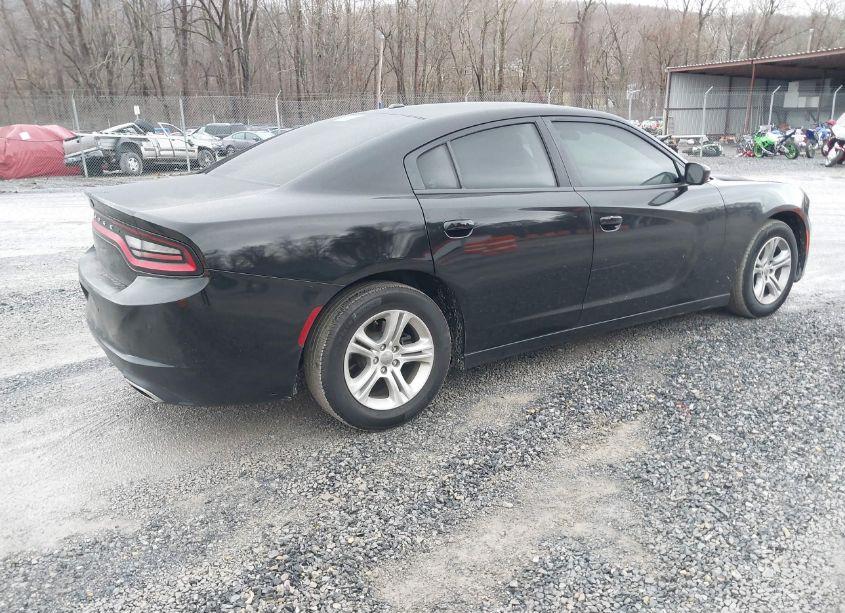 Photo 4 of 2019 Dodge Charger SXT RWD (VIN 2C3CDXBG1KH638524)