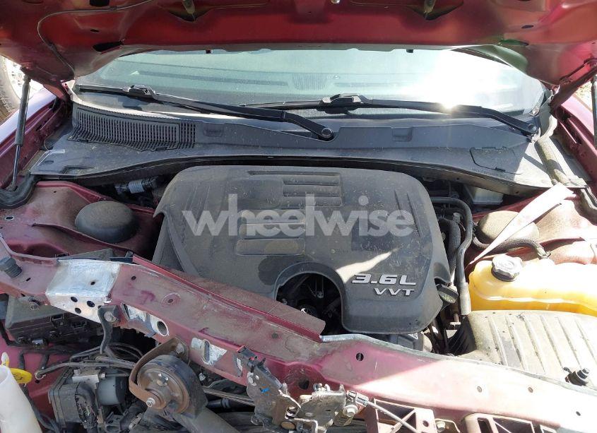 Photo 10 of 2019 Dodge Charger SXT RWD (VIN 2C3CDXBG1KH698786)