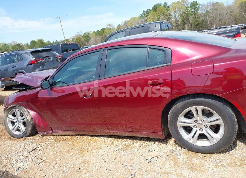 Photo 14 of 2019 Dodge Charger SXT RWD (VIN 2C3CDXBG1KH698786)