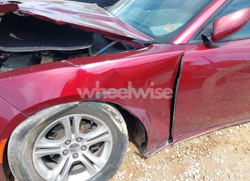 Photo 18 of 2019 Dodge Charger SXT RWD (VIN 2C3CDXBG1KH698786)