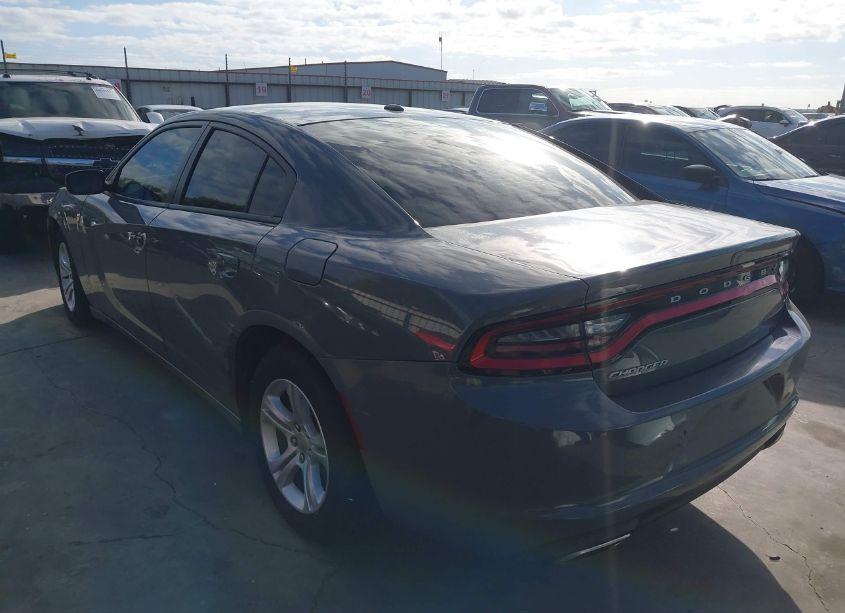 Photo 3 of 2019 Dodge Charger SXT RWD (VIN 2C3CDXBG1KH709754)