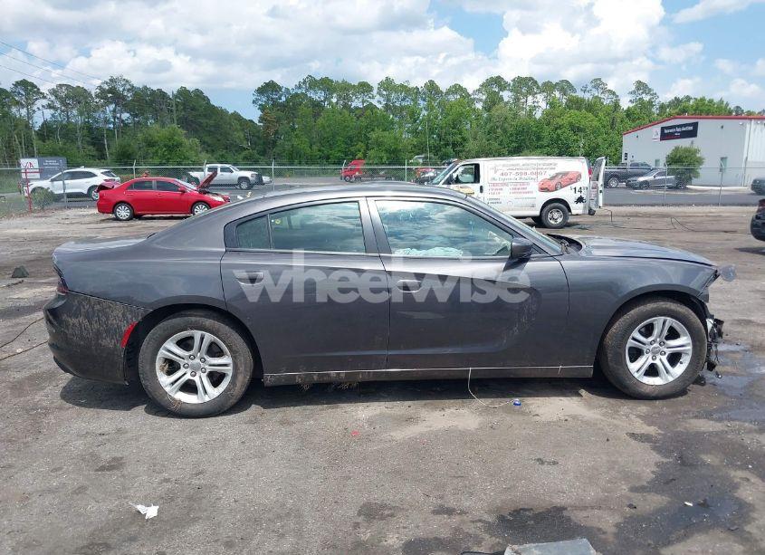 Photo 13 of 2019 Dodge Charger SXT RWD (VIN 2C3CDXBG1KH711665)