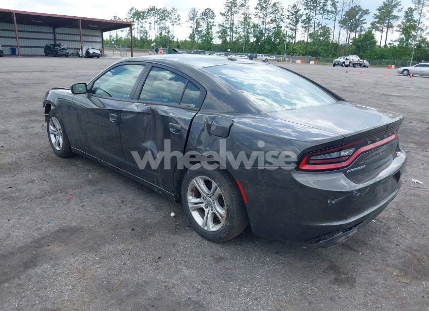 Photo 3 of 2019 Dodge Charger SXT RWD (VIN 2C3CDXBG1KH711665)