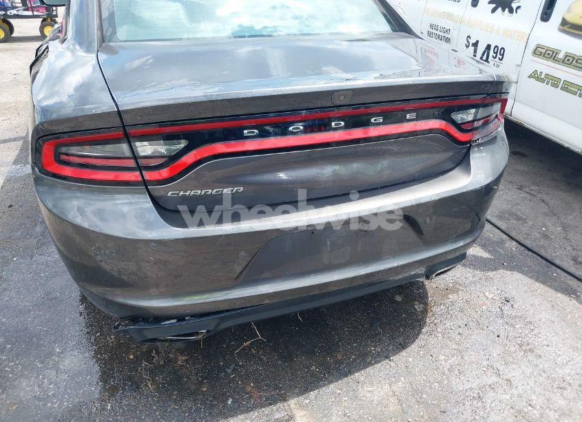 Photo 6 of 2019 Dodge Charger SXT RWD (VIN 2C3CDXBG1KH711665)