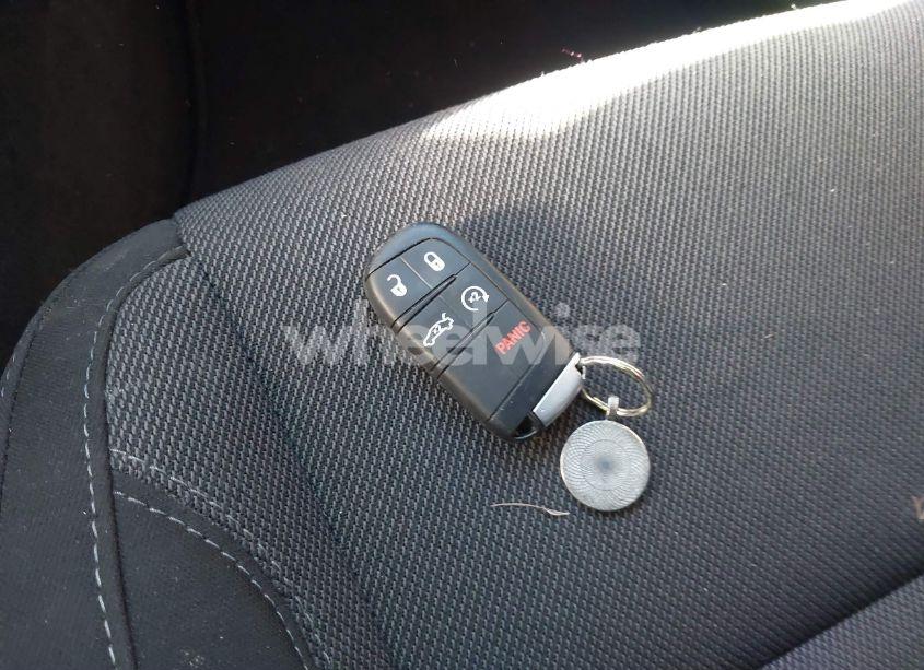 Photo 11 of 2019 Dodge Charger SXT RWD (VIN 2C3CDXBG1KH715120)