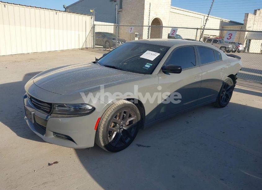 Photo 2 of 2019 Dodge Charger SXT RWD (VIN 2C3CDXBG1KH715120)