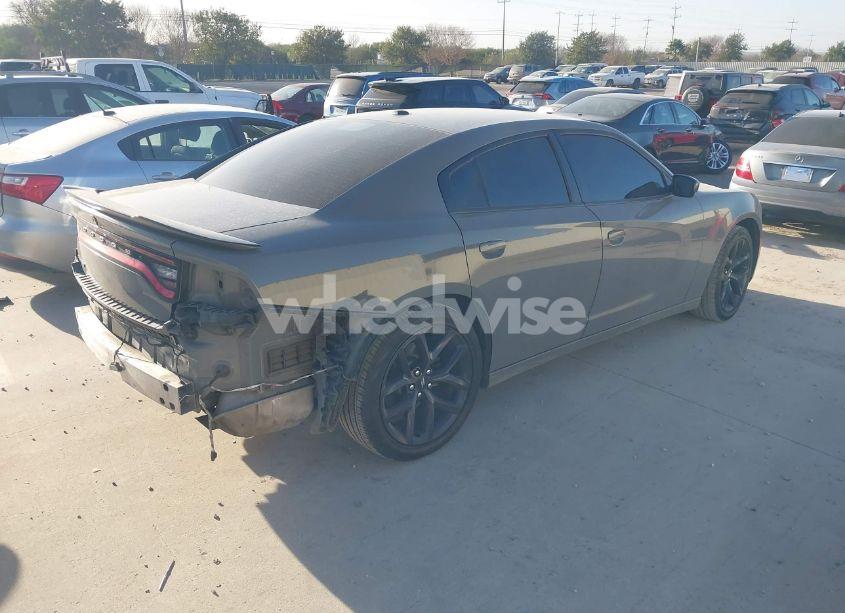 Photo 4 of 2019 Dodge Charger SXT RWD (VIN 2C3CDXBG1KH715120)