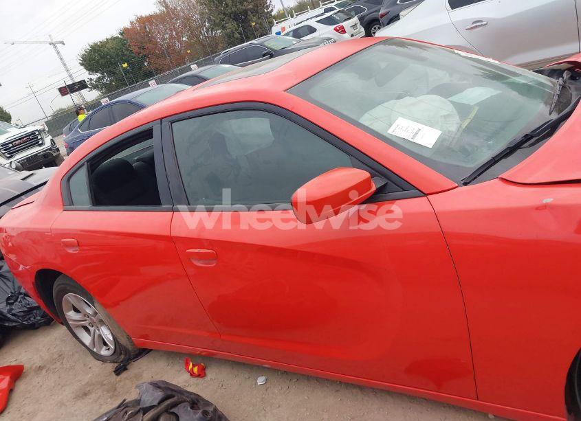 Photo 14 of 2019 Dodge Charger SXT RWD (VIN 2C3CDXBG1KH720821)