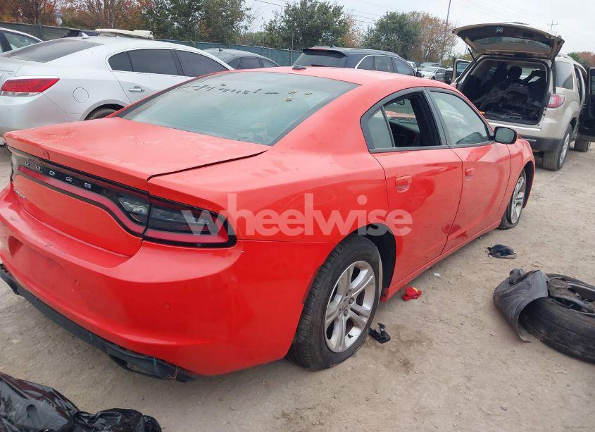 Photo 4 of 2019 Dodge Charger SXT RWD (VIN 2C3CDXBG1KH720821)