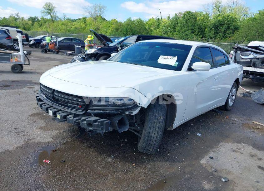 Photo 2 of 2019 Dodge Charger SXT RWD (VIN 2C3CDXBG1KH721189)