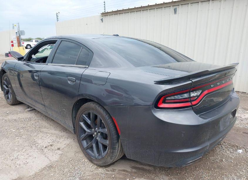Photo 3 of 2019 Dodge Charger SXT RWD (VIN 2C3CDXBG1KH732404)