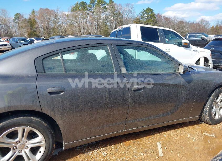 Photo 14 of 2019 Dodge Charger SXT RWD (VIN 2C3CDXBG1KH746819)