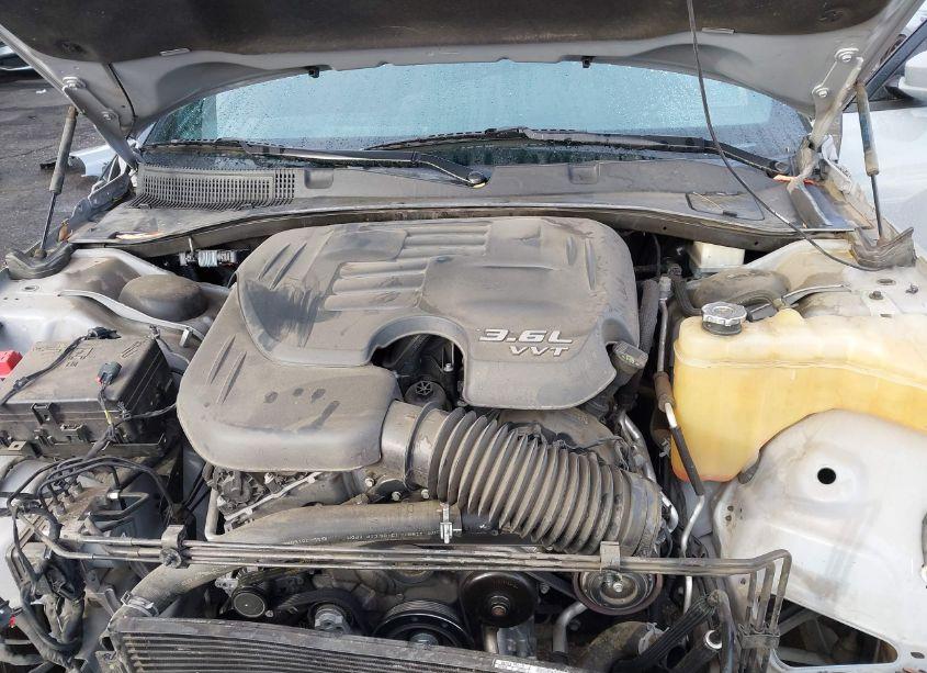 Photo 10 of 2021 Dodge Charger SXT RWD (VIN 2C3CDXBG1MH501988)