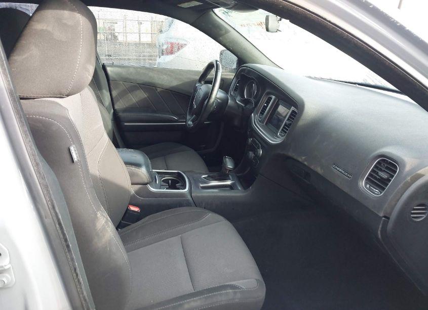 Photo 5 of 2021 Dodge Charger SXT RWD (VIN 2C3CDXBG1MH501988)
