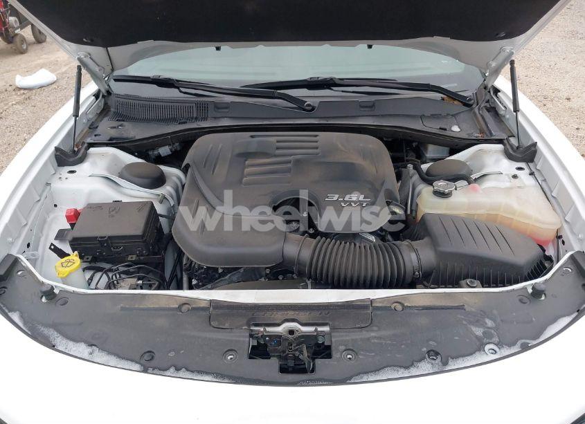 Photo 10 of 2021 Dodge Charger SXT RWD (VIN 2C3CDXBG1MH605543)