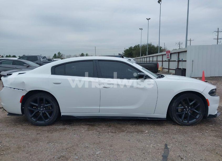 Photo 13 of 2021 Dodge Charger SXT RWD (VIN 2C3CDXBG1MH605543)