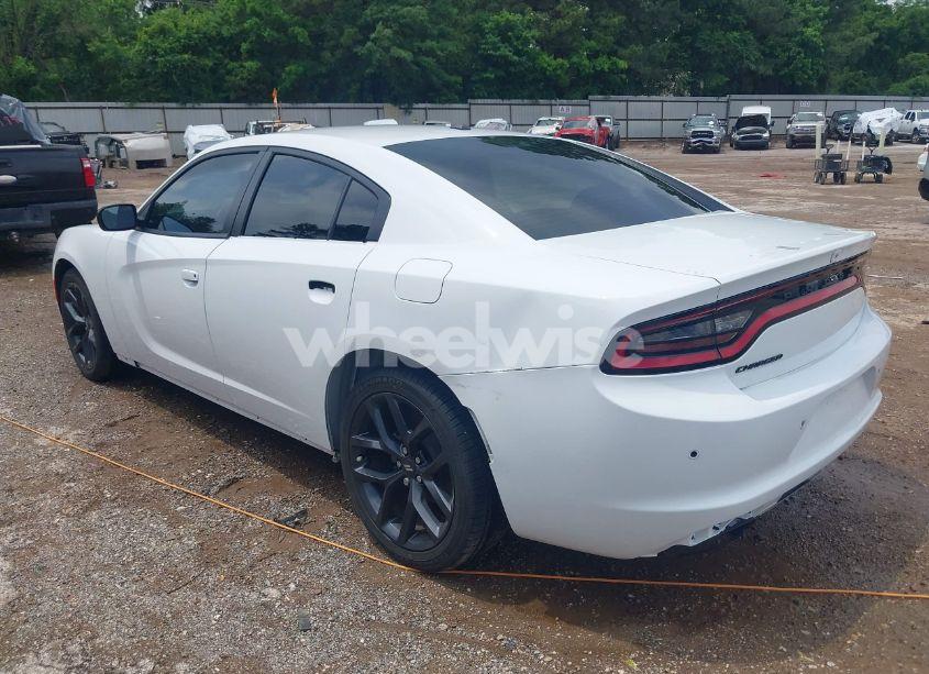Photo 3 of 2021 Dodge Charger SXT RWD (VIN 2C3CDXBG1MH677746)