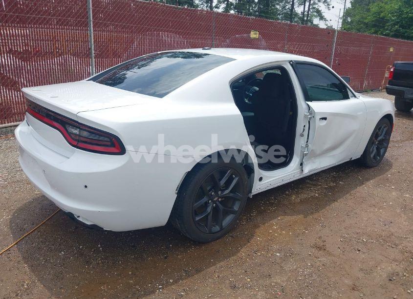 Photo 4 of 2021 Dodge Charger SXT RWD (VIN 2C3CDXBG1MH677746)