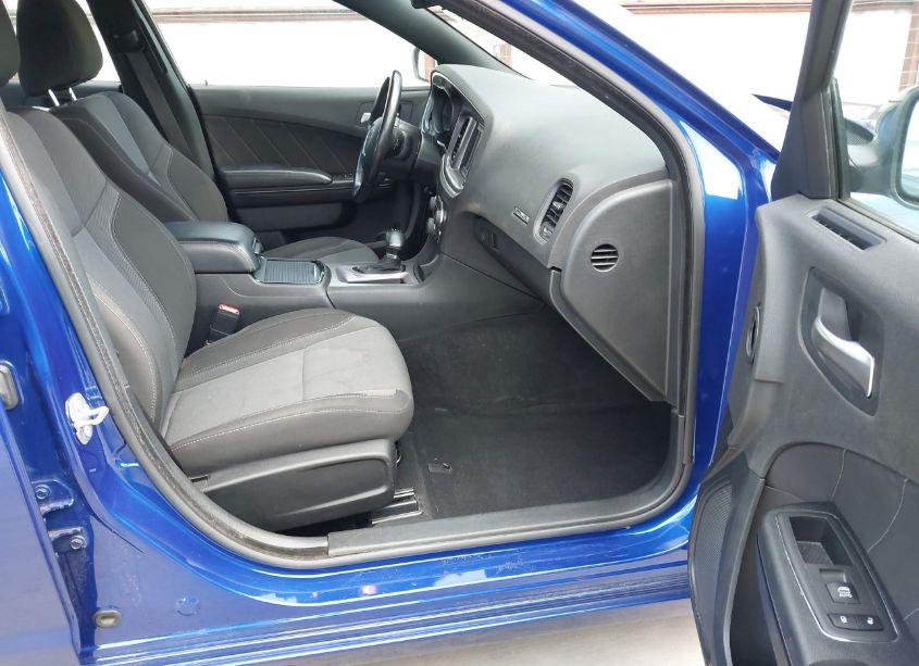 Photo 5 of 2022 Dodge Charger SXT RWD (VIN 2C3CDXBG1NH176289)