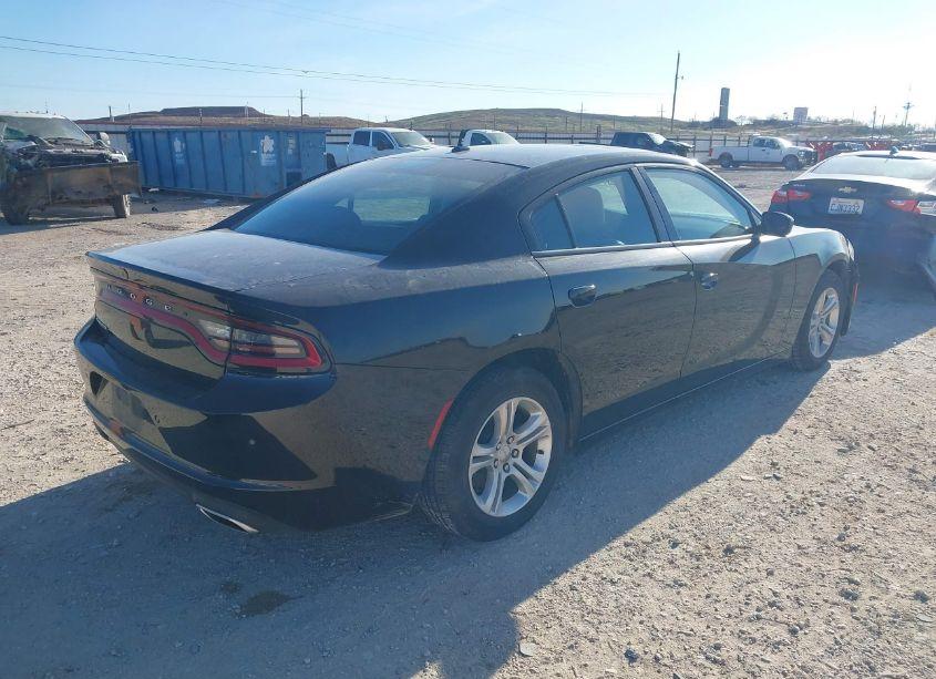 Photo 4 of 2022 Dodge Charger SXT RWD (VIN 2C3CDXBG1NH220176)